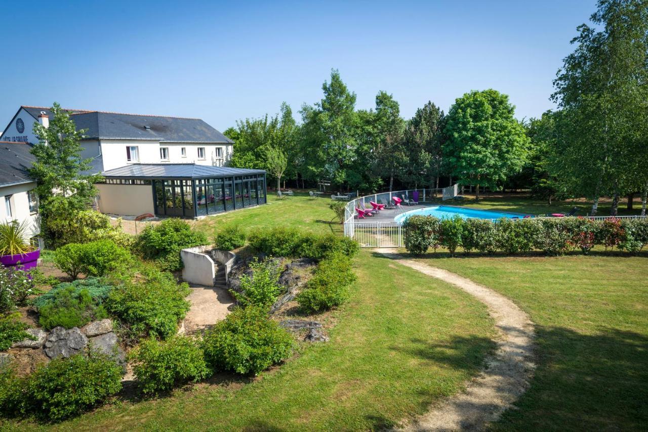 The Originals City, Hotel La Saulaie, Saumur Ouest Doue-la-Fontaine Bagian luar foto